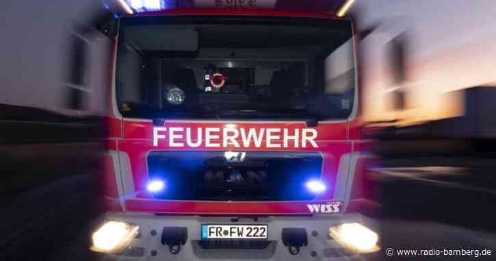 Feuer in Gymnasium gelegt: Hoher Sachschaden bei Randale