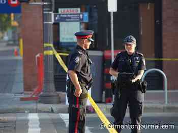 Whyte Ave. between Calgary Trail and Gateway Blvd. closed while Edmonton police investigate an incident - Edmonton Journal
