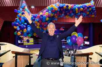 EastEnders star Martin Kemp parties at Mecca Bingo Rosehill