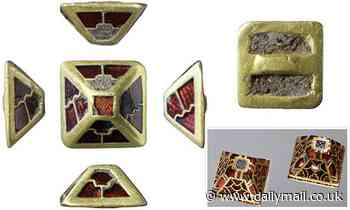 1,400-year-old Anglo-Saxon sword pyramid  found by metal detector in Norfolk