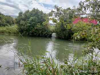 Kanalarbeiten in Giengen: Wasserstand steigt durch Regen: Männer werden 300 Meter durch den Kanal gespült - Heidenheimer Zeitung