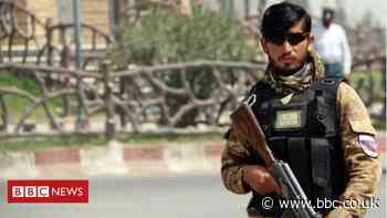 Afghanistan war: Bodies on the streets as fighting traps Lashkar Gah residents