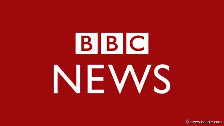 Rolling Stones drummer Charlie Watts to miss autumn shows - BBC News