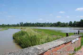 Meerdere wegen afgesloten door overstromingen - Het Nieuwsblad