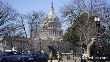 Bill to award Congressional medal to Capitol Police moves forward