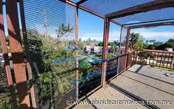 ¡Cuidado! Puente peatonal sin protección en Cuauhnáhuac - El Sol de Cuernavaca