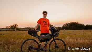 Saskatoon cyclist riding 3,000 km to residential school sites for personal reconciliation - CBC.ca
