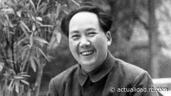 Castigan a un funcionario chino por comparar a Mao Zedong con el diablo - RT en Español