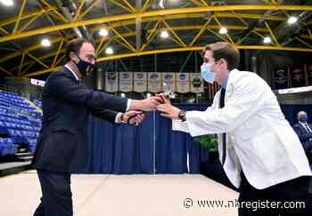 94 new medical school students get white coats at Quinnipiac ceremony - New Haven Register