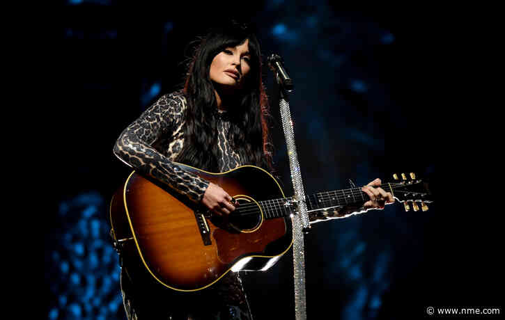 Kacey Musgraves previews two new songs in new podcast appearance