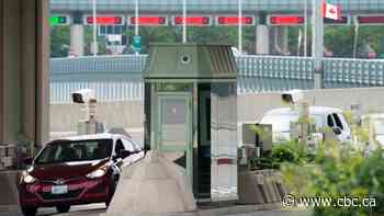 Border officers begin work-to-rule action as negotiations with government continue