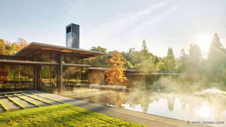 Low-lying pavilions form expansive California Meadow House by Olson Kundig