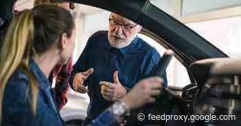 Average new-vehicle transaction price tops $41,000, a new record     - Roadshow