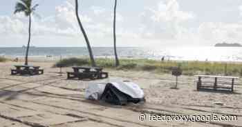 New beach cleaning robot deployed in Florida     - CNET
