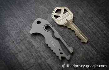 Artemus 8-in-1 keychain multitool