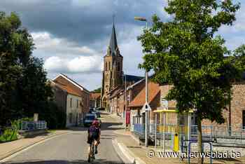 Van Hoepertingen tot Lauw: op pad door de dorpen van de fusie