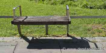 Defensive Architektur: Warum Parkbänke oft unbequem ist - Video - derStandard.at