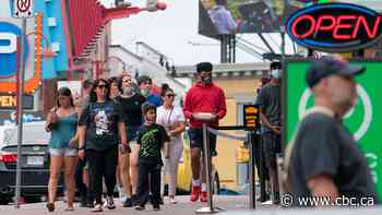 Calls for Ontario to introduce vaccine passports