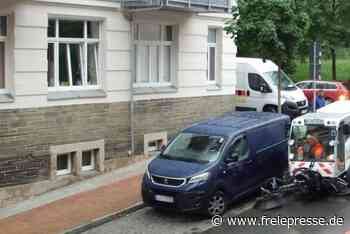 Ärger um Straßenreinigung: "Der Dreck bleibt einfach liegen" - Freie Presse