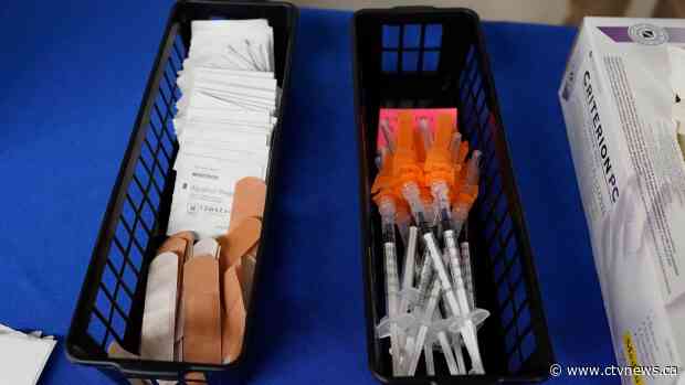 Some in U.S. getting COVID-19 boosters without FDA approval