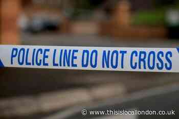 Police called to double stabbing in Orpington