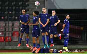 Anderlecht-fans spugen eigen speler uit: “Hij is een probleem” - Voetbal24.be