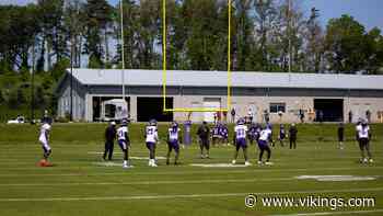 Training Camp Talkers: Karl Scott Integrating Tips from 'DB Gurus' Nick Saban & Mike Zimmer - Vikings.com