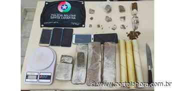 Em Imbituba, adolescente é apreendido pela Polícia Militar com mais de dois quilos de maconha durante a noite desta quinta-feira - Portal AHora