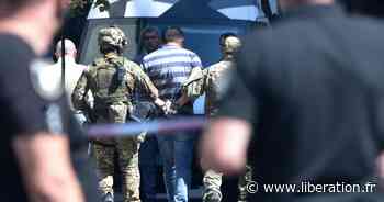 Un forcené armé d’une grenade au siège du gouvernement de Kiev arrêté - Libération