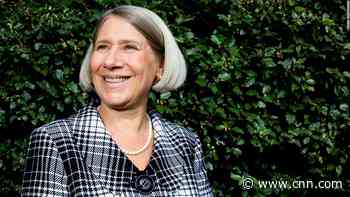 How Anita Dunn got 'to the table' and has helped other women follow