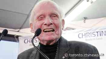 Former Premier of Ontario William Davis dead at 92