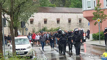 Großer Polizeieinsatz beim DFB-Pokalspiel vor dem Ulmer Donaustadion
