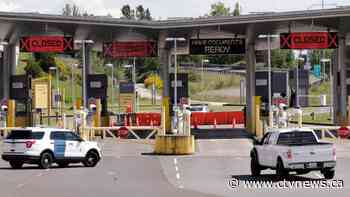 Despite Delta, Canada welcomes back fully vaxxed U.S. citizens, permanent residents