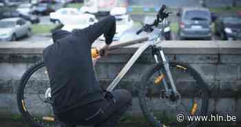 Inbreker op heterdaad betrapt aan Italiëlei | Antwerpen | hln.be - Het Laatste Nieuws