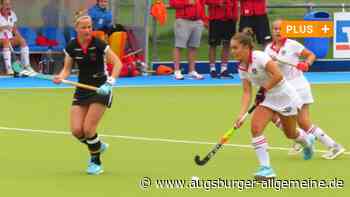 Hockey-Länderspiel in Ulm: Gute Laune im strömenden Regen