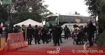 VIDEO: Nueva protesta por el peaje de la Mesa de los Santos - Caracol Radio