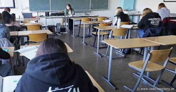 Realschullehrerverband fordert Kontrollen für Präsenzschule