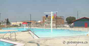 New outdoor pool in Fort Macleod already making a splash
