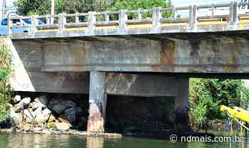 Prefeitura de Barra Velha interdita ponte sobre rio Itajuba - ND - Notícias