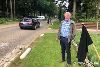 Bewoner Kastelse Kempenstraat protesteert tegen snel verkeer... (Kasterlee) - Gazet van Antwerpen