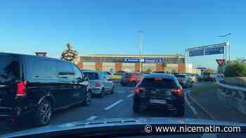Bouchons monstres à l’aéroport de Nice: des changements dès ce week-end pour fluidifier le trafic