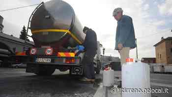 Due giorni senz’acqua, nove autobotti in città - Il Tirreno
