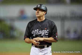 Former MLB star Omar Vizquel accused of sexually harassing batboy