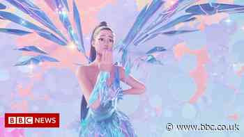 Ariana Grande sings in Fortnite's metaverse