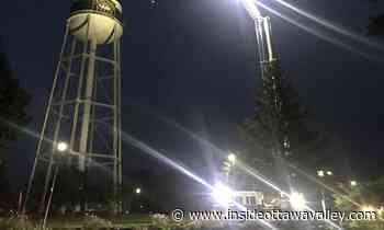 WITH VIDEO: What's going on here? Smiths Falls fire department lights up night with photo shoots - Ottawa Valley News