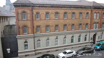 Spektakulärer Fluchtversuch in Ulm: Mann springt von Gefängnisdach in die Tiefe - schwer verletzt! - RTL Online