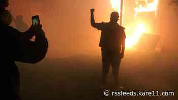 Charges: Illinois man brought explosive devices to Minneapolis to encourage rioting