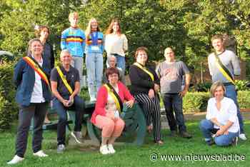 Succesrijke deelnemers EK skeeleren worden gevierd met taart