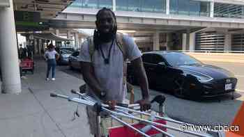 Canadians reunite with American family after long absence as border restrictions finally loosen