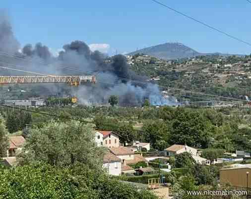 Un feu éclate dans la plaine du Var, à Nice, au niveau de Lingostière, un magasin évacué